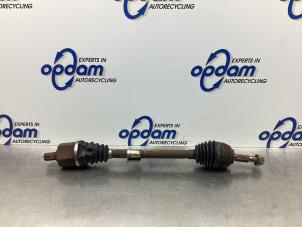 Gebruikte Homokineetas links-voor Renault Megane II Grandtour (KM) 2.0 16V Prijs € 42,00 Margeregeling aangeboden door Gebr Opdam B.V.