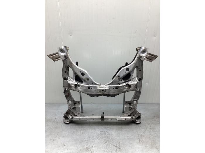 Gebruikte Subframe BMW 5 serie Touring (F11) 520i 16V Prijs € 319,00 Margeregeling aangeboden door Gebr Opdam B.V.