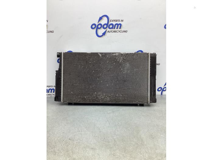Gebruikte Radiateur BMW 5 serie Touring (F11) 520i 16V Prijs € 106,00 Margeregeling aangeboden door Gebr Opdam B.V.
