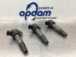 Gebruikte Bobine Smart Fortwo Coupé (451.3) 1.0 45 KW Prijs € 26,00 Margeregeling aangeboden door Gebr Opdam B.V.