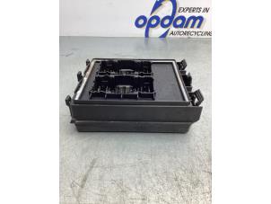 Gebruikte Zekeringkast Ford Transit Connect (PJ2) 1.5 EcoBlue Prijs € 212,00 Margeregeling aangeboden door Gebr Opdam B.V.