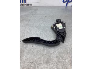 Gebruikte Gaspedaalpositie Sensor Renault Scénic IV (RFAJ) 1.2 TCE 115 16V Prijs € 26,00 Margeregeling aangeboden door Gebr Opdam B.V.