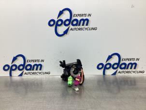 Gebruikte Airbagring Volvo V40 (VW) 1.8 16V Prijs € 34,00 Margeregeling aangeboden door Gebr Opdam B.V.