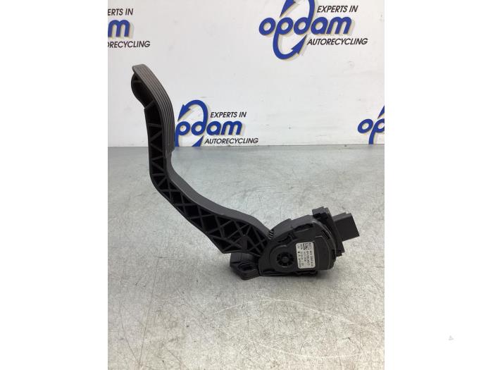 Gebruikte Sensor Gaspedaalpositie Peugeot 308 SW (4E/H) 1.6 VTI 16V Prijs € 34,00 Margeregeling aangeboden door Gebr Opdam B.V.