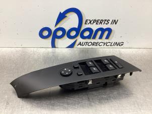 Gebruikte Elektrisch Raam Schakelaar BMW 5 serie (E60) 530i 24V Prijs € 47,00 Margeregeling aangeboden door Gebr Opdam B.V.