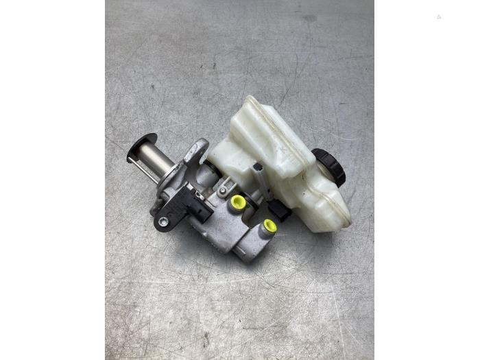 Gebruikte Hoofdremcilinder Volkswagen Tiguan (AD1) 2.0 TDI 16V BlueMotion Technology SCR Prijs € 42,00 Margeregeling aangeboden door Gebr Opdam B.V.