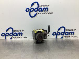 Gebruikte ABS Pomp Toyota Yaris (P1) 1.0 16V VVT-i Prijs € 64,00 Margeregeling aangeboden door Gebr Opdam B.V.