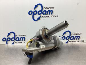 Gebruikte Servo Elektrisch Opel Corsa D 1.4 16V Twinport Prijs € 106,00 Margeregeling aangeboden door Gebr Opdam B.V.