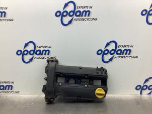 Gebruikte Kleppendeksel Opel Corsa C (F08/68) 1.4 16V Twin Port Prijs € 26,00 Margeregeling aangeboden door Gebr Opdam B.V.
