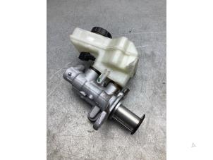 Gebruikte Hoofdremcilinder Volkswagen Polo VI (AW1) 2.0 GTI Turbo 16V Prijs € 60,00 Margeregeling aangeboden door Gebr Opdam B.V.