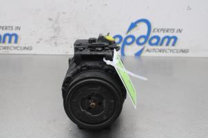 Gebruikte Aircopomp Mercedes S (W220) 4.0 S-400 CDI Prijs op aanvraag aangeboden door Gebr Opdam B.V.