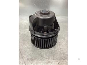 Gebruikte Kachel Ventilatiemotor Ford Transit Connect (PJ2) 1.5 EcoBlue Prijs € 50,00 Margeregeling aangeboden door Gebr Opdam B.V.