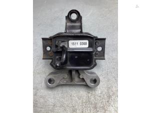 Gebruikte Motorsteun Opel Karl 1.0 12V Prijs € 17,00 Margeregeling aangeboden door Gebr Opdam B.V.