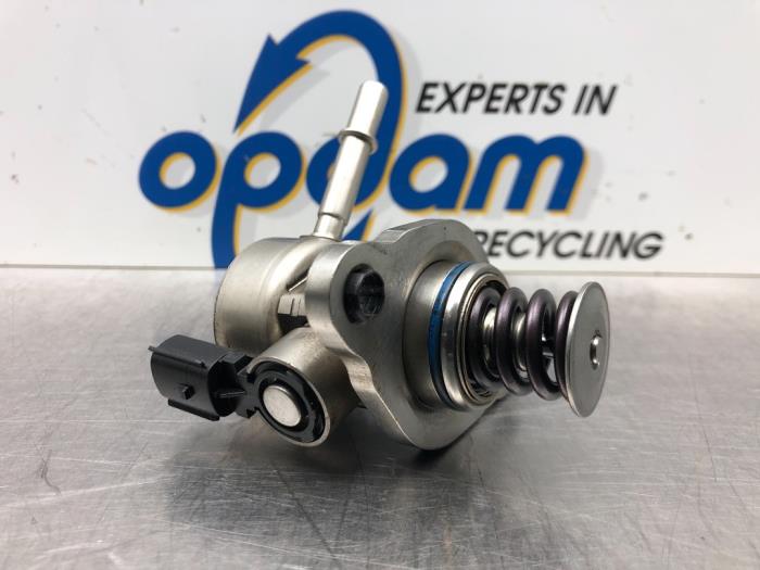 Gebruikte Hogedrukpomp Opel Corsa E 1.0 SIDI Turbo 12V Prijs € 85,00 Margeregeling aangeboden door Gebr Opdam B.V.