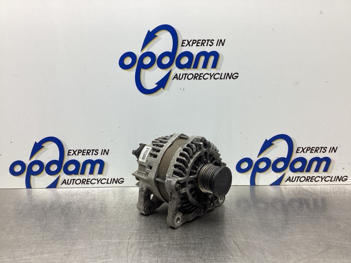 Gebruikte Dynamo Renault Scénic III (JZ) 1.4 16V TCe 130 Prijs € 106,00 Margeregeling aangeboden door Gebr Opdam B.V.