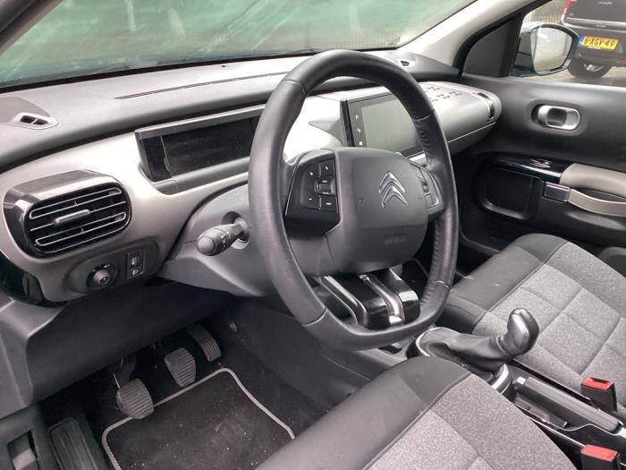 Module + Airbag Set van een Citroën C4 Cactus (0B/0P) 1.2 PureTech 110 12V 2018