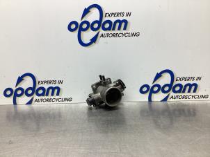 Gebruikte Gasklephuis Hyundai Getz 1.4i 16V Prijs € 42,00 Margeregeling aangeboden door Gebr Opdam B.V.