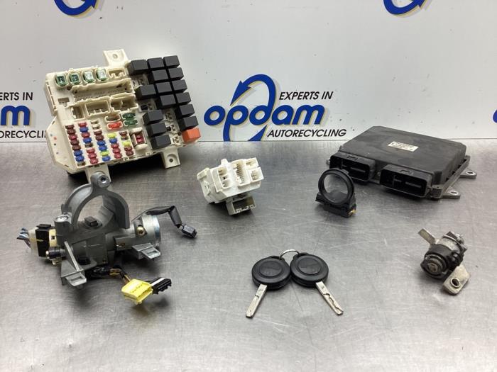 Gebruikte Computer Motormanagement Smart Forfour (454) 1.5 16V Prijs € 175,00 Margeregeling aangeboden door Gebr Opdam B.V.