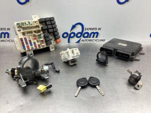 Gebruikte Computer Motormanagement Smart Forfour (454) 1.5 16V Prijs € 175,00 Margeregeling aangeboden door Gebr Opdam B.V.