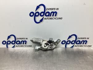 Gebruikte Motor Ruitenwisser achter Chevrolet Spark (M300) 1.0 16V Bifuel Prijs € 30,00 Margeregeling aangeboden door Gebr Opdam B.V.