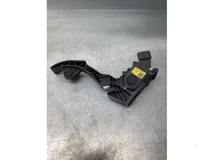 Gebruikte Gaspedaalpositie Sensor Skoda Fabia III Combi (NJ5) 1.0 12V Greentech Prijs € 42,00 Margeregeling aangeboden door Gebr Opdam B.V.