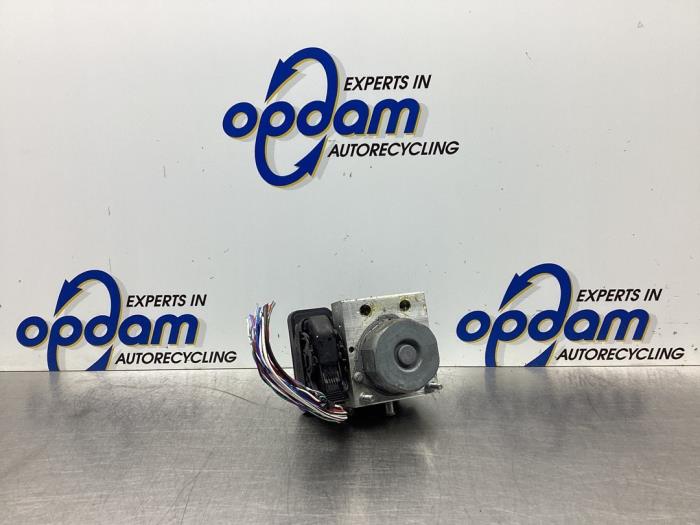 Gebruikte ABS Pomp Citroen C1 1.2 PureTech 82 12V Prijs € 128,00 Margeregeling aangeboden door Gebr Opdam B.V.