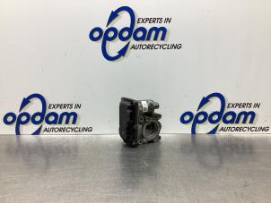 Gebruikte Gasklephuis Dacia Logan MCV II/Sandero Wagon (7S) 0.9 TCE 12V Prijs € 42,00 Margeregeling aangeboden door Gebr Opdam B.V.