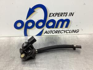 Gebruikte Brandstofdruk sensor Mercedes Sprinter 5t (907.6) 516 CDI 2.1 D RWD Prijs € 25,41 Inclusief btw aangeboden door Gebr Opdam B.V.