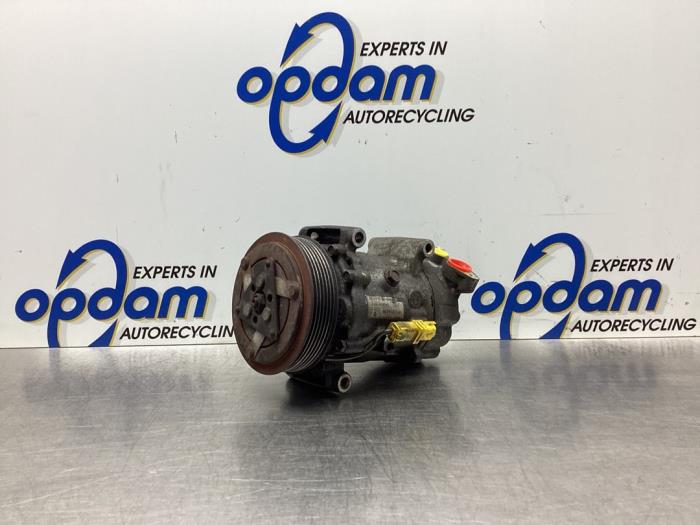 Gebruikte Aircopomp Peugeot 206 (2A/C/H/J/S) 1.4 XR,XS,XT,Gentry Prijs € 35,00 Margeregeling aangeboden door Gebr Opdam B.V.