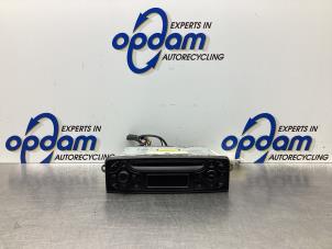 Gebruikte Radio Mercedes C Combi (S203) 1.8 C-180K 16V Prijs € 42,00 Margeregeling aangeboden door Gebr Opdam B.V.