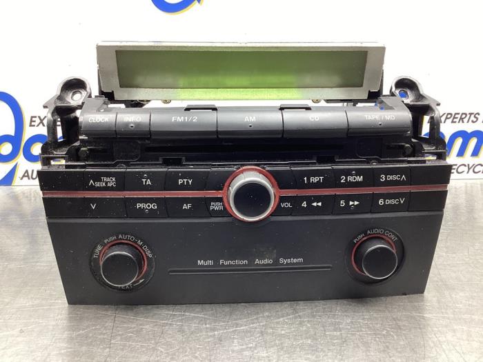 Radio van een Mazda 3 Sport (BK) 2.0i 16V 2005