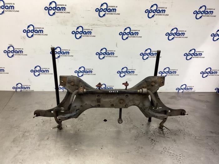 Gebruikte Subframe Smart Forfour (454) 1.1 12V Prijs € 64,00 Margeregeling aangeboden door Gebr Opdam B.V.