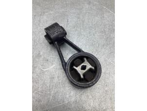 Gebruikte Motorsteun Peugeot 407 SW (6E) 2.0 16V Prijs € 34,00 Margeregeling aangeboden door Gebr Opdam B.V.