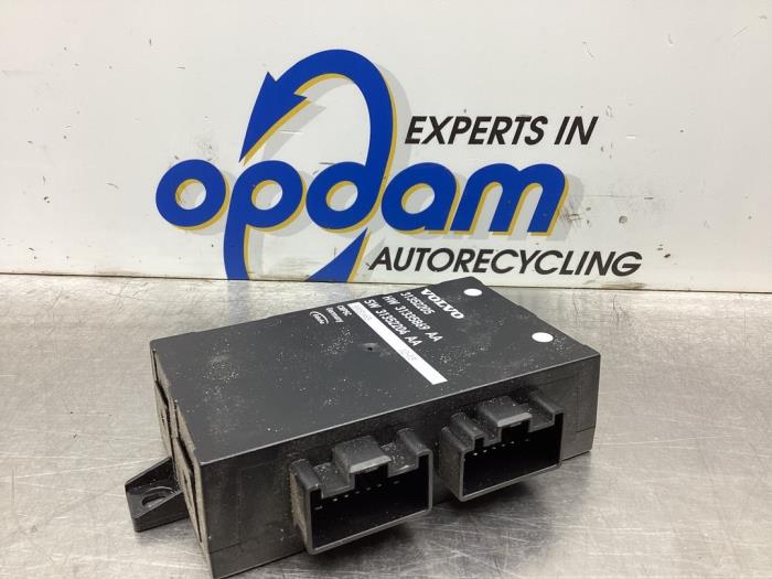 Gebruikte Module Bodycontrol Volvo V70 (BW) 2.0 D4 20V Prijs € 106,00 Margeregeling aangeboden door Gebr Opdam B.V.