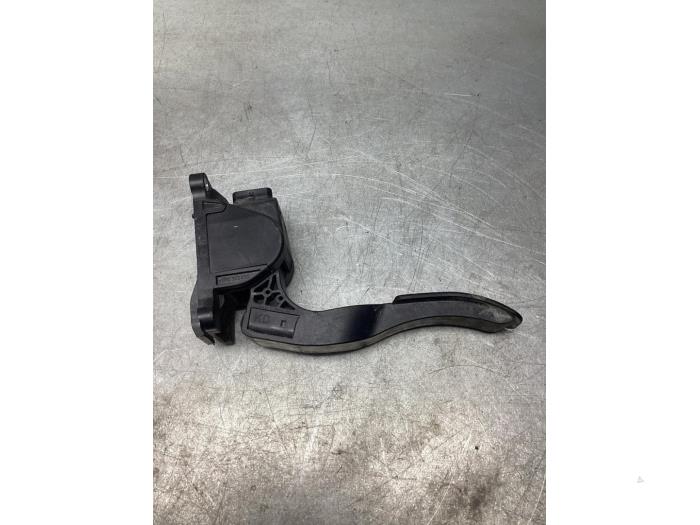 Gebruikte Gaspedaalpositie Sensor Mercedes Sprinter 3,5t (906.63) 319 CDI,BlueTEC V6 24V Prijs € 31,46 Inclusief btw aangeboden door Gebr Opdam B.V.
