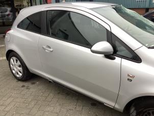 Gebruikte Deur 2Deurs rechts Opel Corsa D 1.4 16V Twinport Prijs € 106,00 Margeregeling aangeboden door Gebr Opdam B.V.