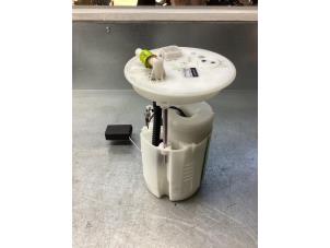 Gebruikte Benzinepomp Suzuki Baleno (EW/FW) 1.2 Dual Jet 16V Prijs € 106,00 Margeregeling aangeboden door Gebr Opdam B.V.