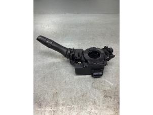 Gebruikte Pinker Schakelaar Suzuki Baleno (EW/FW) 1.2 Dual Jet 16V Prijs € 60,00 Margeregeling aangeboden door Gebr Opdam B.V.