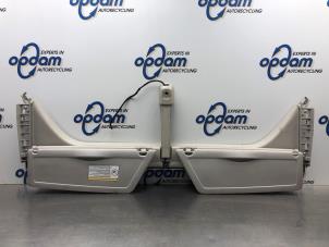 Gebruikte Zonneklep Citroen C4 Grand Picasso (UA) 2.0 16V Autom. Prijs € 64,00 Margeregeling aangeboden door Gebr Opdam B.V.