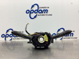 Gebruikte Combischakelaar Stuurkolom Fiat Punto II (188) 1.2 60 S Prijs € 34,00 Margeregeling aangeboden door Gebr Opdam B.V.