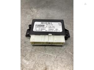 Gebruikte Module PDC Skoda Kodiaq 1.5 TSI 150 ACT 16V Prijs € 42,00 Margeregeling aangeboden door Gebr Opdam B.V.