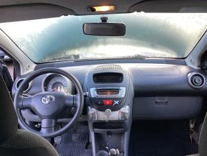 Gebruikte Module + Airbag Set Toyota Aygo (B10) 1.0 12V VVT-i Prijs € 350,00 Margeregeling aangeboden door Gebr Opdam B.V.