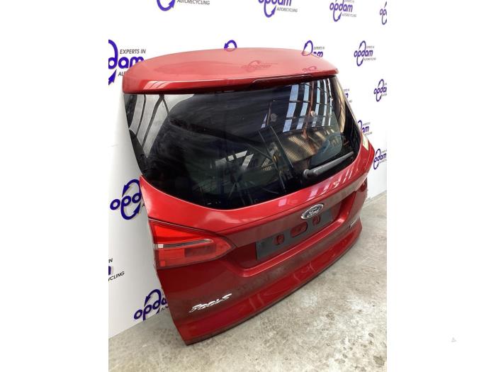 Achterklep van een Ford Focus 3 Wagon 1.0 Ti-VCT EcoBoost 12V 125 2018