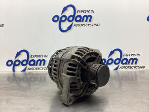 Gebruikte Dynamo Volkswagen Passat Variant (3B5) 1.6 Prijs € 60,00 Margeregeling aangeboden door Gebr Opdam B.V.