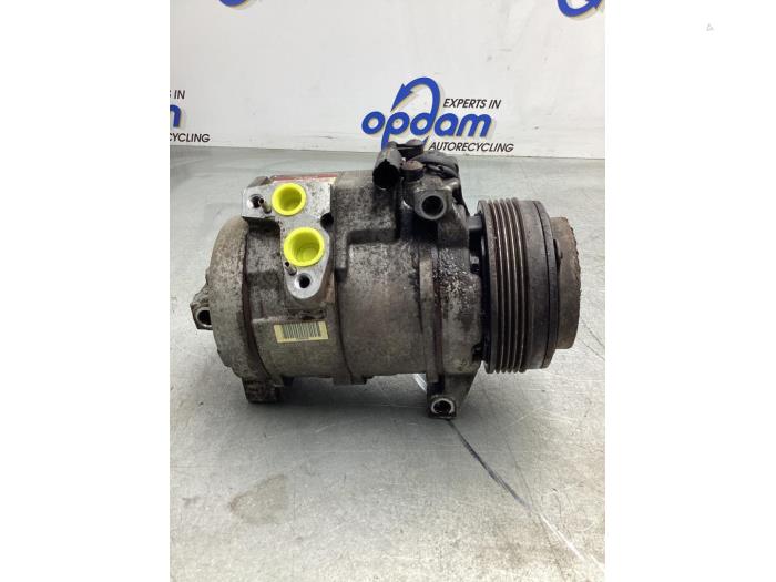 Gebruikte Aircopomp Landrover Range Rover III (LM) 4.4 V8 32V Prijs € 85,00 Margeregeling aangeboden door Gebr Opdam B.V.