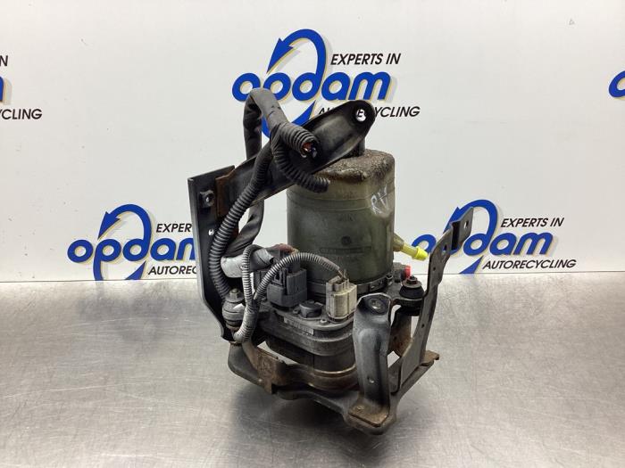 Gebruikte Pomp Servo Ford Focus 2 Wagon 1.8 16V Prijs € 128,00 Margeregeling aangeboden door Gebr Opdam B.V.