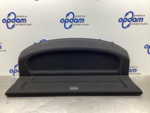 Gebruikte Hoedenplank Mazda 3 Sport (BK) 2.0i 16V Prijs € 51,00 Margeregeling aangeboden door Gebr Opdam B.V.