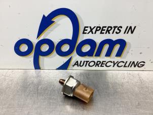 Gebruikte Brandstofdruk sensor Skoda Octavia Combi (5EAC) 1.0 TSI 12V Prijs € 34,00 Margeregeling aangeboden door Gebr Opdam B.V.