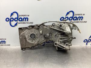 Gebruikte Distributiedeksel Renault Clio IV (5R) 0.9 Energy TCE 90 12V Prijs € 106,00 Margeregeling aangeboden door Gebr Opdam B.V.