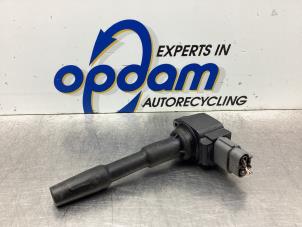 Gebruikte Bobine Renault Clio IV (5R) 0.9 Energy TCE 90 12V Prijs € 21,00 Margeregeling aangeboden door Gebr Opdam B.V.